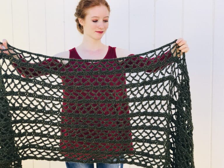 Easy Rectangular Crochet Shawl Pattern - (FREE!)